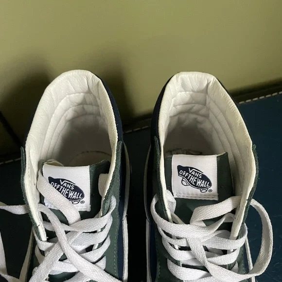 Vans “Sample Not For Resale” Men's High-Top Sneakers - Green and White Sz 9 - Picture 8 of 8